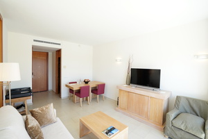 02 Malle 05476c Wohn