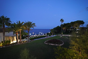 03 Malle 05248c Restaurant