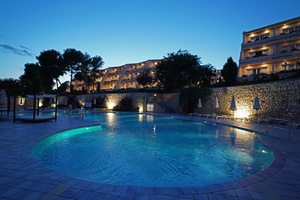 03 Malle 05561c Pool18