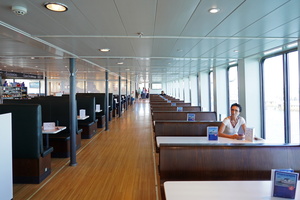 251 A7 01023c Faehre