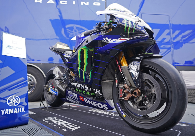 Moto_GP_09165c_Yamaha.jpg