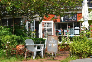 52 01882c Cafe Anticus