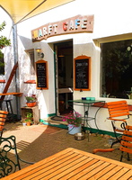 56 65756c Warft Cafe