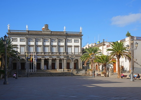 28 2920b Townhall